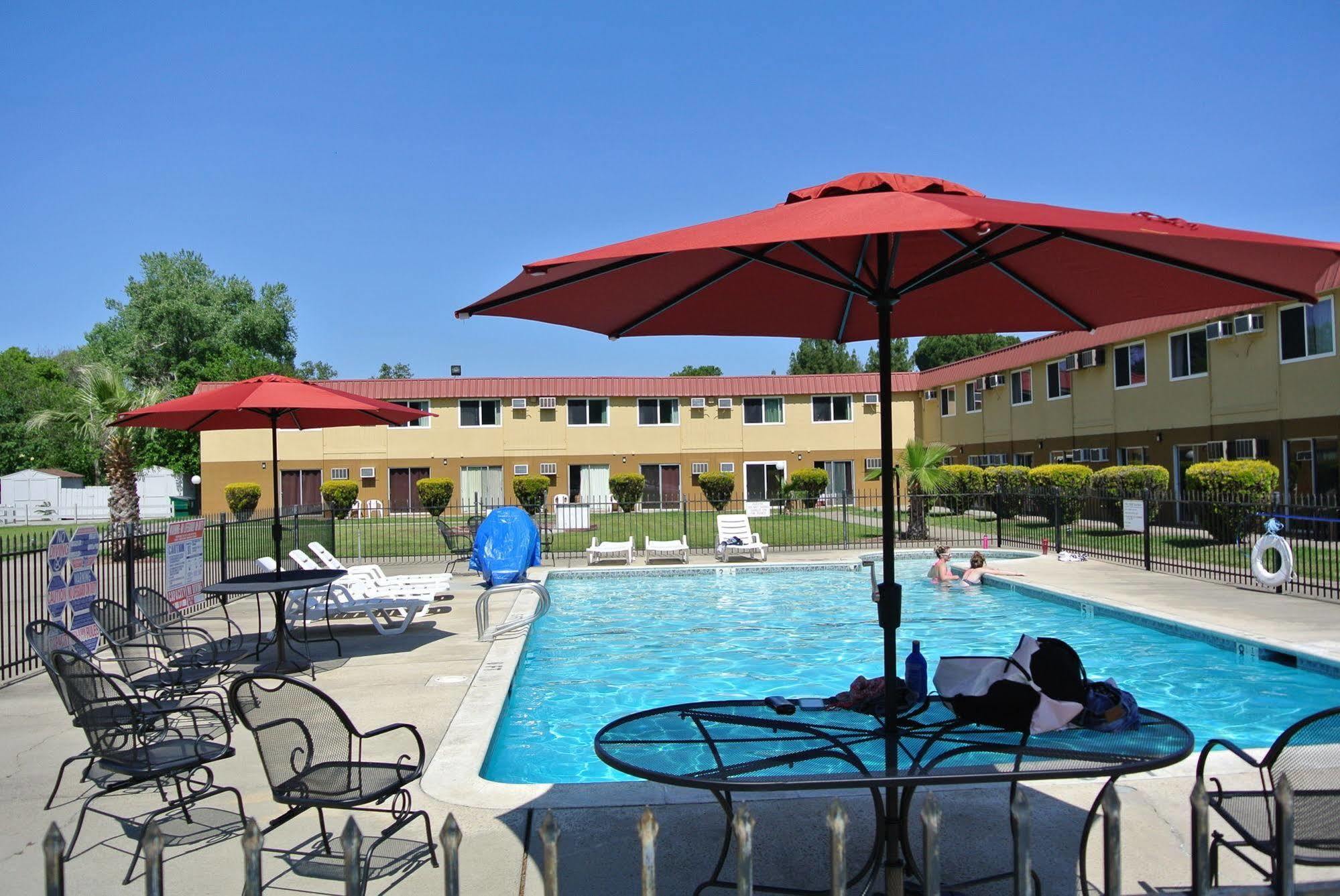 Econo Lodge Red Bluff Εξωτερικό φωτογραφία